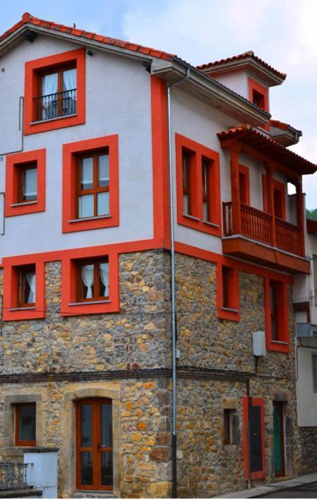 Apartamentos El Pigazu Cangas de Onís Exterior photo